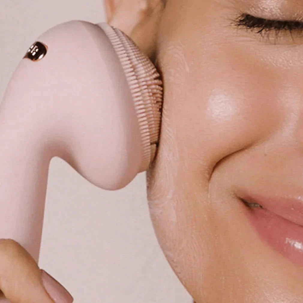 Electric Silicone Facial Brush USB Face Brush Cleansing Waterproof Sonic Vibration Cleanser Deep Pore Cleansing Skin Massager