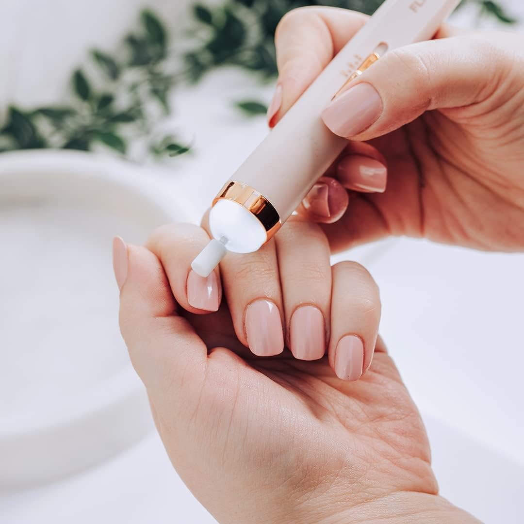 FLAWLESS SALON NAILS | Finishing Touch Flawless Salon Nails - Professional Manicure Set for an at-Home Salon Experience - Files, Buffs, Shines, and Polishes for Instantly Beautiful Nails